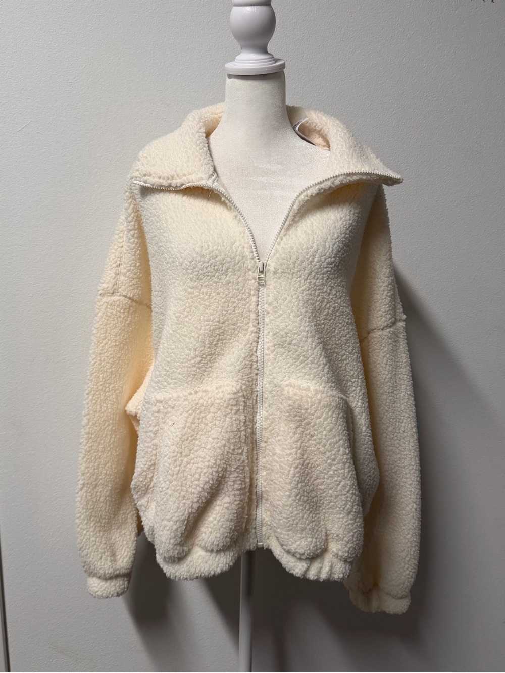 Old Navy Cream Sherpa Fleece Full Zip Jacket Size XL NWT